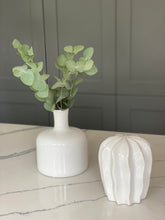 Load image into Gallery viewer, Riley Vase